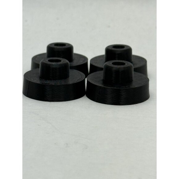 Underwood Other - Replacement feet  for the Underwood 6 model typewriter.